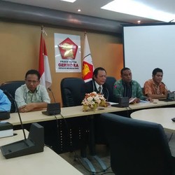 MK Sudah Ketok Palu, Pengacara Ini Masih Ngotot Persoalkan Hasil Pilpres