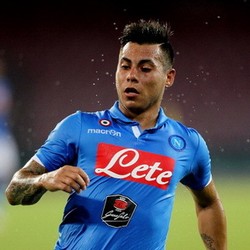 QPR Pinjam Vargas dari Napoli