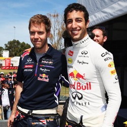 Vettel: Masalahku Lebih Banyak, Musim Ricciardo Lebih Mulus