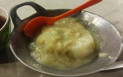 Mbok Ne An Cuk: Lesehan Sambil Ngemil Ketan Durian dan Wedang Ronde Hangat