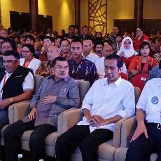 Jokowi-JK Hadiri Halalbihalal Relawan Bravo 5