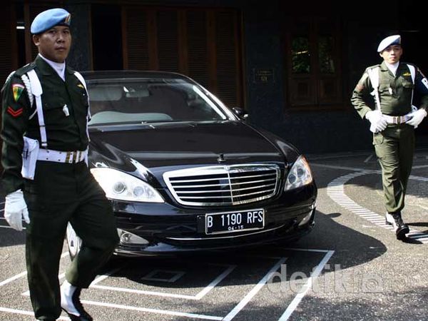 Ini Dia Mobil Dinas Anti Peluru Jokowi