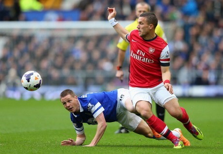 Misi Revans Arsenal di Goodison Park