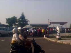 Antrean Panjang di SPBU Cirebon Hingga Kuningan, Ini Penjelasan Pertamina