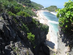 Pesona Pantai-pantai Surga di Gunungkidul