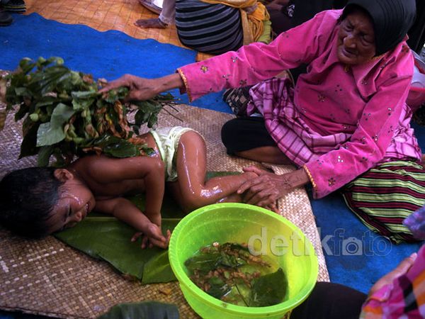 Ritual Pedhole-Dhole di Buton
