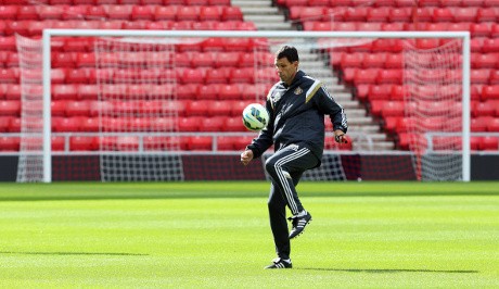 Poyet Sebut Tekanannya Ada di Setan Merah