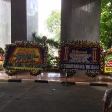 Pelantikan Dewan, Karangan Bunga Berjejer di Gedung DPRD DKI Jakarta