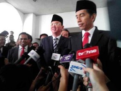 Kompak Berjas dan Berpeci, Jokowi-Ahok Hadiri Acara Pelantikan DPRD DKI