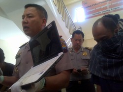 Pria Beristri Cabuli 9 Bocah, AZ Berlagak Gila saat Diperiksa Polisi