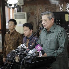 Jero Wacik: Demokrat Netral Sementara