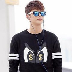 Seo In Guk ke Bali untuk Pemotretan Majalah