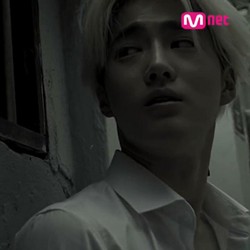 Begini Akting Suho untuk Remake Video g.o.d di EXO 90:2014