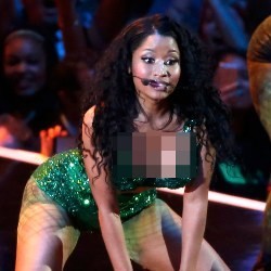 Nicki Minaj Jadi Anaconda Superseksi Saat Tampil di MTV VMA 2014