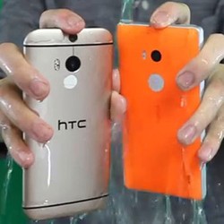 Galaxy S5, M8 & Lumia 930 pun Ikut Tantangan Diguyur Es