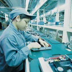 Pabrik Ponsel Oppo Tunggu Presiden Baru