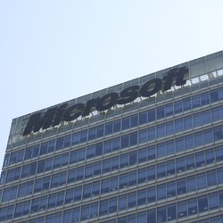 China Ingin Pakai OS Sendiri