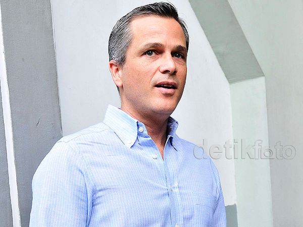 Mantan Suami Sophia Latjuba Ajukan Legalisasi Cerai