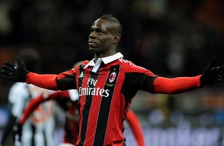 Milan Dilaporkan Pernah Dua Kali Tawarkan Balotelli ke Arsenal