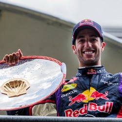 Ricciardo Kini Berani Bermimpi Lebih Besar