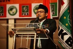 Cak Imin Desak Pemerintah Segera Naikkan Harga BBM