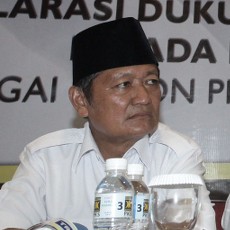 Amien Rais dan Tokoh Gerindra Jenguk Suhardi di RSPP