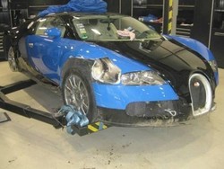 Sudah Ringsek Pun, Harga Bugatti Tetap Saja Mahal