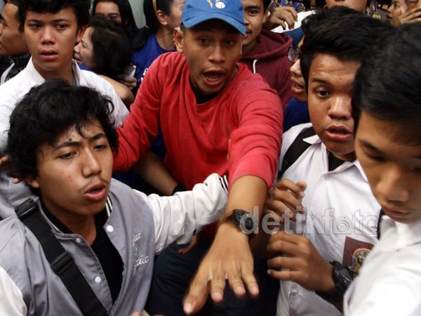 Sidang Vonis Empat Siswa SMA 3 Ricuh