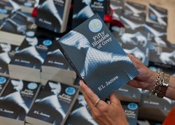 Duh, Novel Erotis Bisa Sebabkan Wanita Punya Pasangan yang Suka KDRT