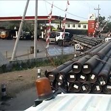 Stok Solar Menipis, Antrean Truk Mengular Hingga 2 Km