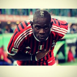 Balotelli: Milan Keluargaku, Terimakasih Atas Kesabaran dan Loyalitas