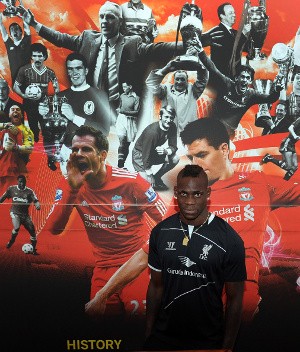 Untung-Rugi Liverpool Membeli Balotelli