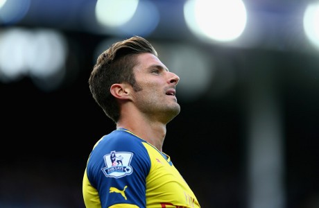 Giroud Diperkirakan Absen Tiga Bulan