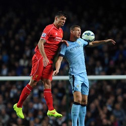 Lini Belakang Liverpool Diminta Lebih Solid Lagi