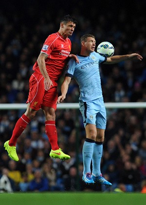 Lini Belakang Liverpool Diminta Lebih Solid Lagi