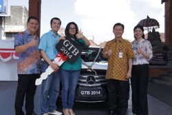 Mercedes-Benz C-Class dari BCA untuk Dokter Hewan di Bali