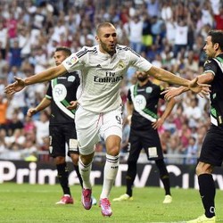 Benzema-Ronaldo Menangkan Madrid atas Cordoba Benzema-Ronaldo Menangkan Madrid atas Cordoba