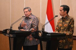 Ditanya Hasil Pembahasan Kenaikan BBM dengan SBY, Jokowi Hanya Senyum