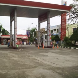 Sejumlah SPBU di Aceh Tutup, Pedagang BBM Eceran Tetap Jualan