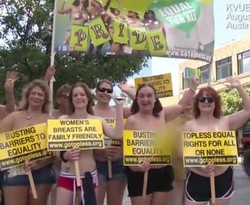 Pamer Dada, Wanita di AS Ramai-ramai Rayakan Hari Tanpa Bra