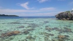 Sunset dan Air Super Jernih di Pulau Kadidiri, Togean