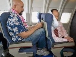 Kursi Diganjal Tak Bisa Rebah, 2 Penumpang Pesawat di AS Ribut