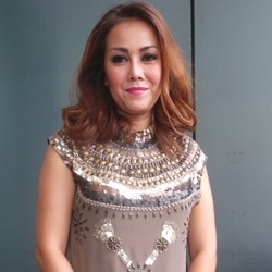 Diancam Foto Topless-nya Disebar, Rency Milano Gemes