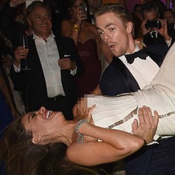 Berdansa di Pesta Emmy, Sofia Vergara Alami Nipple Slip