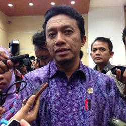 Jadi Anggota DPR, Tifatul Tinggalkan Kursi Menkominfo Jadi Anggota DPR, Tifatul Tinggalkan Kursi Menkominfo