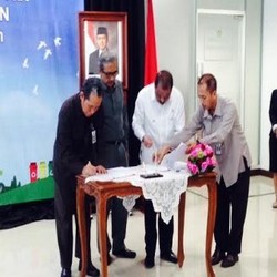 Pemda Ini Dapat Hibah Rusun Hingga Alat Berat dari Kementerian PU