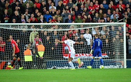 Rapor Merah The Red Devils di Stadium MK