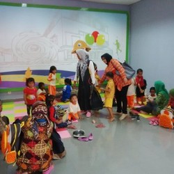 Ketika Tawa Canda Seratusan Anak Sekolah Memecah Kesunyian Museum Nasional