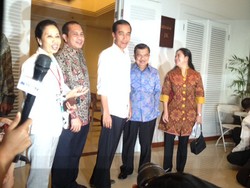 Tiba di Kantor Transisi, Jokowi akan Bahas APBN 2015 dengan Fraksi Koalisi