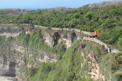 Ada Great Wall China Ukuran Mini di Bali